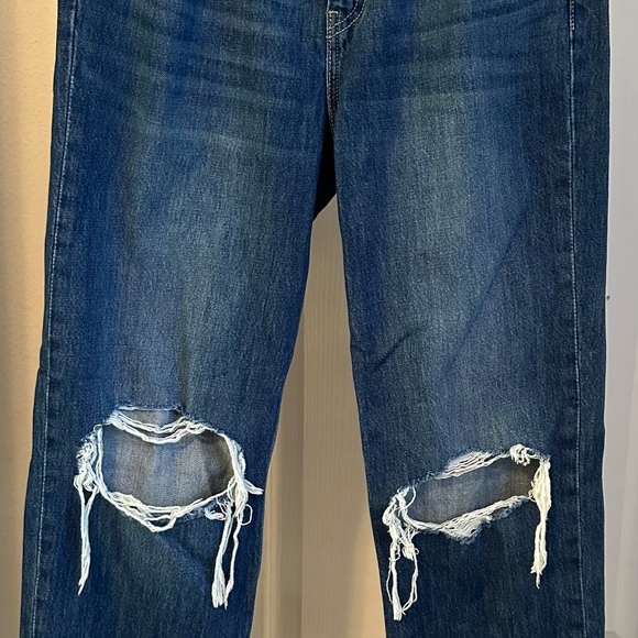 Levi’s Low Pro Women’s Jeans – Dark Wash Straight Leg - Picture 2 of 3